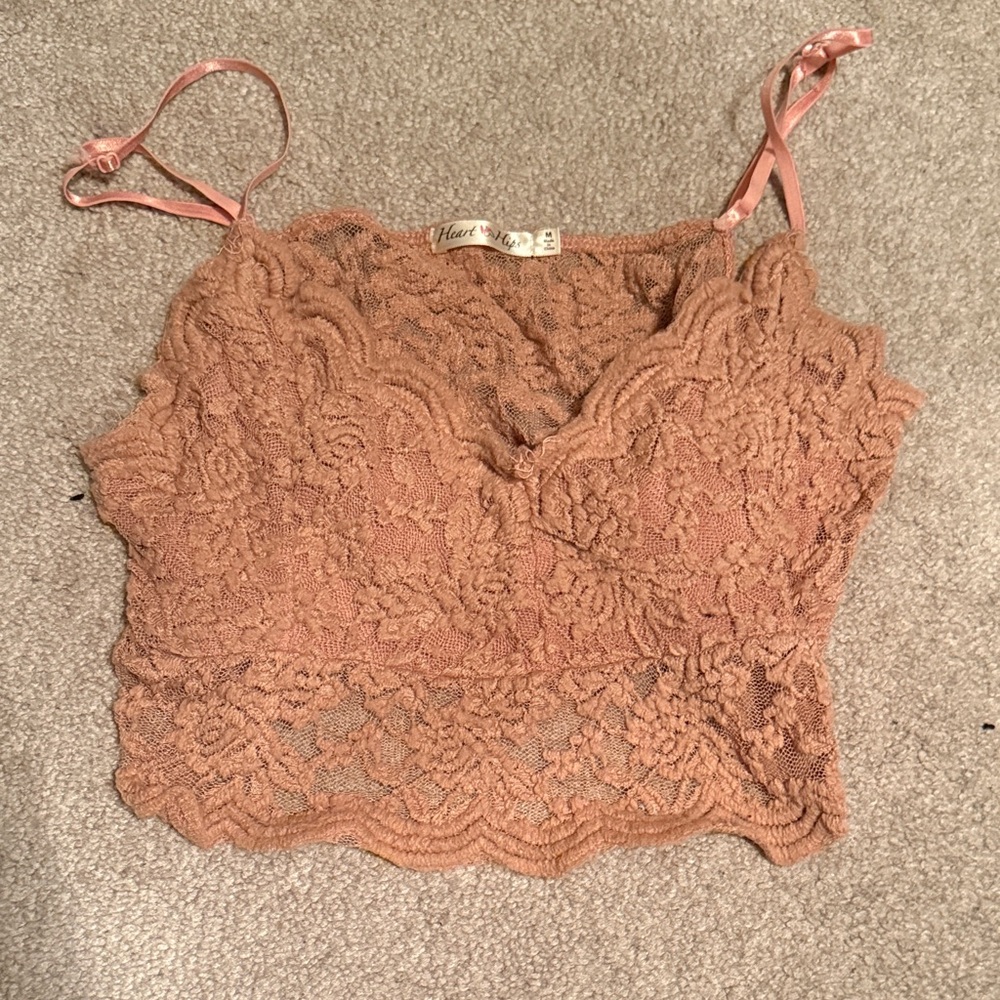 Heart Hips Women's Lace Crop Top - Tan